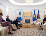 Palatova në takim me Haxhiun: Kosova të sigurojë unitet politik, ta bëjë anëtarësimin në BE synim të përbashkët Palatova në takim me Haxhiun: Kosova të sigurojë unitet politik, ta bëjë anëtarësimin në BE synim të përbashkët