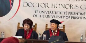 “Kosova nuk ishte vetëm”, Universiteti i Prishtinës nderon çiftin DioGuardi me titullin “Doctor Honoris Causa”