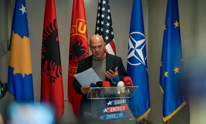Gjini: Sonte Kosovën e shohin me dhimbje miqtë ndërsa me gëzim armiqtë, Kurti po ia qet faqen e zezë vendit