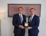 Gashi e Hodaj diskutojnë për intensifikimin e bashkëpunimit ndërinstitucional Gashi e Hodaj diskutojnë për intensifikimin e bashkëpunimit ndërinstitucional