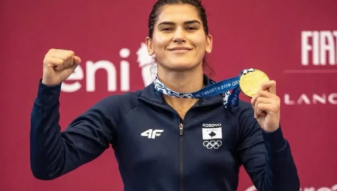 Sadiku pas triumfit në boks: Kjo medalje mban djersën, lotët dhe zemrën time