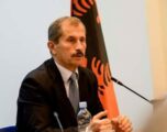 Kurteshi: S’mund të arsyetohet mbajtja peng e Kosovës, liderët kanë shumë inat e lakmi