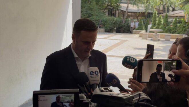 Abdixhiku para takimit me Kurtin: Nuk ka asnjë arsye të vonohet konstituimi i Kuvendit