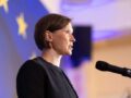 Palatova largohet nga Kosova, ky është apeli i saj i fundit për politikanët Palatova largohet nga Kosova, ky është apeli i saj i fundit për politikanët
