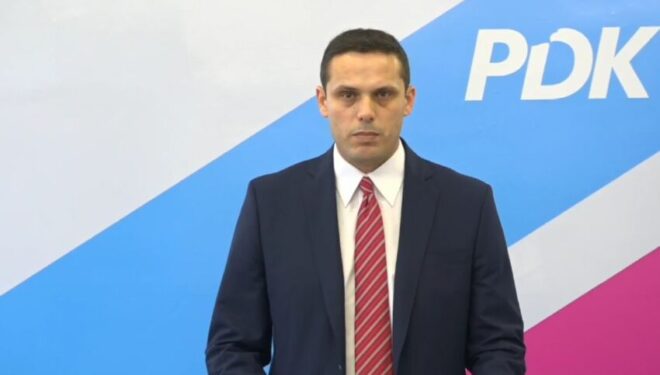 Gruda: Takimet e Kurtit janë farsë, nëse nuk e merr presidentin ai planifikon ta çojë vendin në zgjedhje