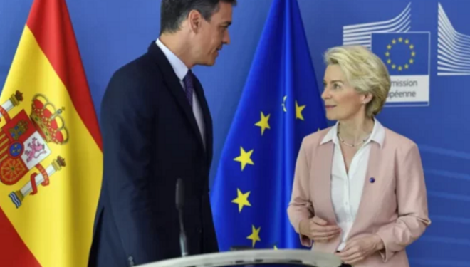 Von der Leyen i shkruan Sanchezit: Duhet bërë më shumë për t’i forcuar kufijtë e BE-së