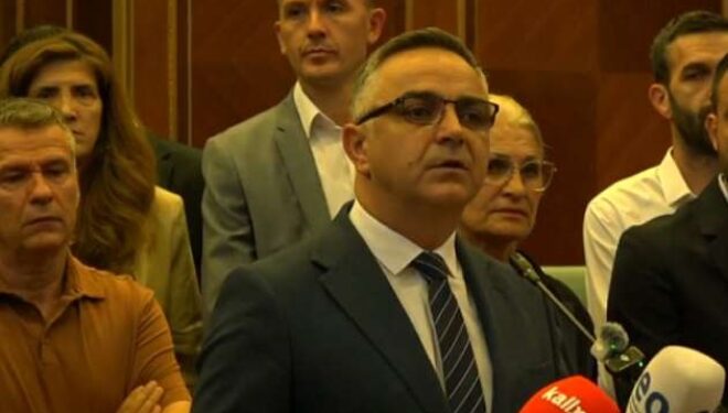 Tahiri: Bllokimi i Kuvendit është cenim i sovranitetit