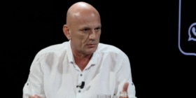 Geci: Vetëvendosje e ka qitë në pazar postin e Kryeparlamentarit që u takon me Kushtetutë, pazarxhitë
