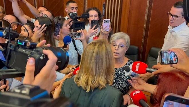 ‘‘Ke shkel mbi gjakun e UÇK-së’’, ‘‘Mos rrej’’, përplasje mes Gërvalles e deputetëve të PDK