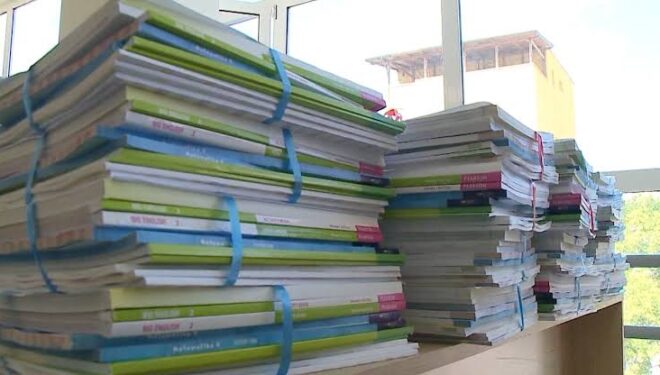 Mbi 123 mijë prindër kanë aplikuar për subvencionimin e teksteve shkollore