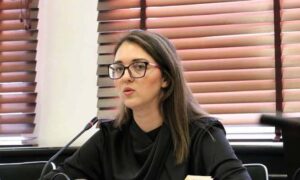 Deputetja e VV-së: Kurti ka marrë dyfish vota më shumë se PDK-ja, për çfarë uzurpimi po flisni?