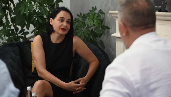 Pacolli e Lushtaku nënshkruajnë marrëveshjen për financimin e programeve të banimit