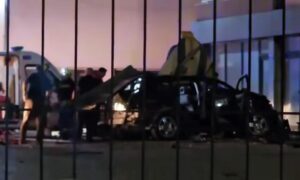 “Shoferi i lënduar rëndë, pasagjerja lehtë”, Policia e Gjilanit dyshon se detonimi në veturë u shkaktua nga mjeti shpërthyes