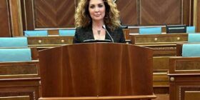 Reshitaj u bën thirrje deputetëve të shkojnë në Kuvend: Nuk duam të bëhemi pjesë e shkeljeve kushtetuese