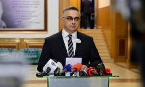 Besnik Tahiri: Dyert e sallës së Kuvendit janë të mbyllura përkundër faktit që e kemi lajmëruar me kohë kryesuesin