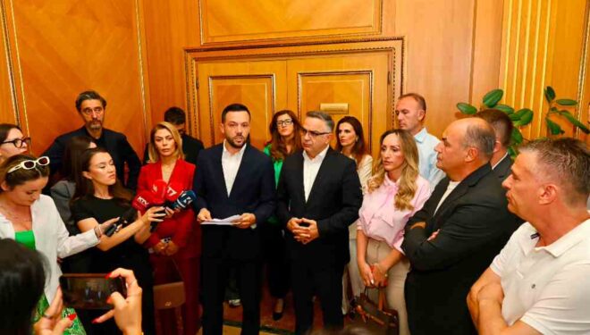 Tahiri: Kosova nuk mund të mbahet peng nga kalkulimet e Albin Kurtit