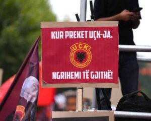 “Kur preket UÇK-ja, ngrihemi të gjithë!”