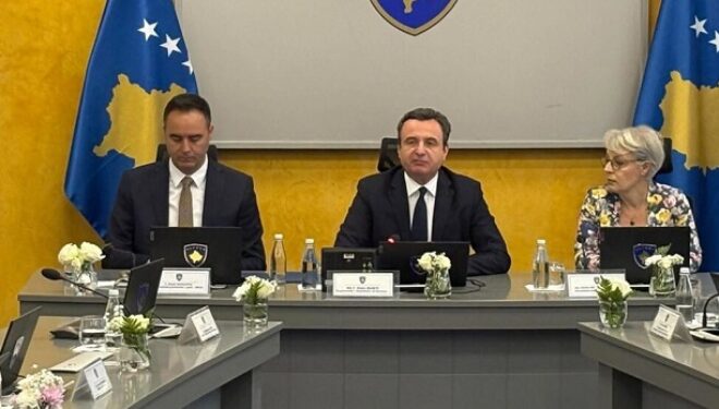Kurti: Urojmë që vendimi i së mërkurës të jetë në përputhje me të drejtën dhe krerët e UÇK-së të kthehen të lirë