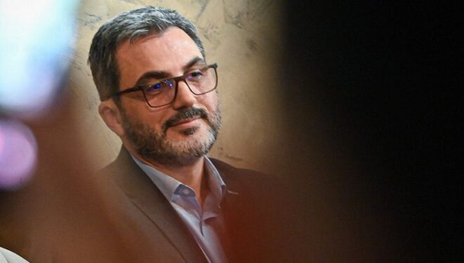 “Kthimi i Thaçit e ndryshon balancën e forcave ne skenën politike”, Gola i VV i reagon Agon Maliqit për prononcimin në Reuters