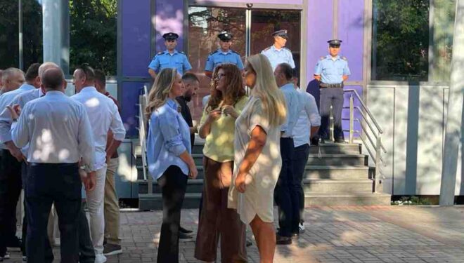 PDK dhe Aleanca: Kurti po e bllokon formimin e institucioneve