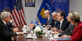 Kurti takohet me kongresistin Wilson në New York, diskutojnë sigurinë, NATO-n dhe shqiptarët e Luginës