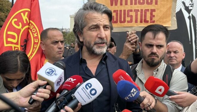 Rama i bashkohet protestës së studentëve: Duhet unitet kombëtar, duhet të jemi bashkë