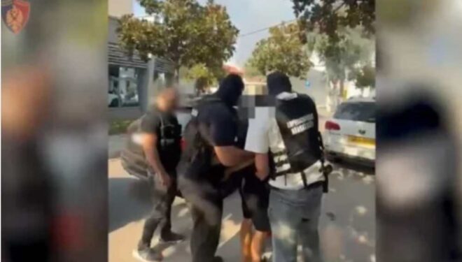 Kërcënoi kushëririn për t’i marrë 300 mijë euro, arrestohet 56-vjeçari në Vorë