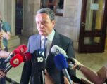 Kurti: Sjellja e 6 deputetëve të LDK-së, absurde dhe e papërgjegjshme