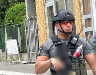 Ky është zyrtari policor, djemtë e të cilit dyshohet se sulmuan komandantin e NjSO-së