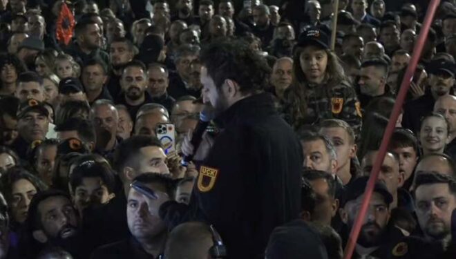 Haziri në natën e 11-të të protestës: Populli e ka bërë pjesën e vet, tash është radha e institucioneve
