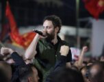 Haziri thotë se nuk i ndalë as gazi lotsjellës, e as veprimet policore me urdhër të Kurtit