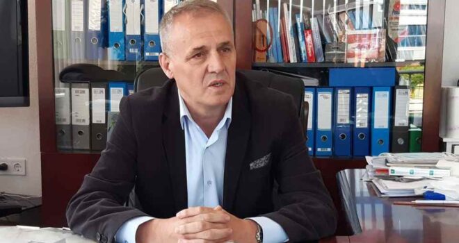 Nafta arrin në 1.95 euro, Berjani paralajmëron: Çmimet në ditët në vijim mbeten të paparashikueshme