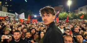 Nipi i Rexhep Selimit në protestë: Ne nuk trashëguam vetëm një shtet, trashëguam një amanet