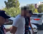 Policia shqiptare e gjeti Jozefin Markun të fshehur në banjon e banesës së një shoku