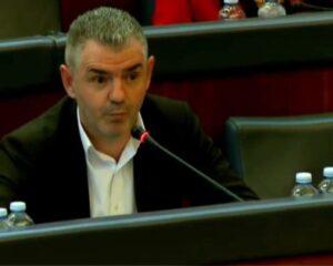 Shala pasi kundërshtoi Abdixhikun për ujdinë me Kurtin: Njerëzit e lirë përcaktues të rrugës së LDK-së