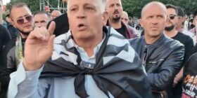 Haradinaj, protestuesve: Mos shkoni kah Graçanica, mos harroni, shërbimet do të infiltrojnë njerëz