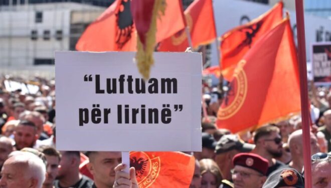 Të dielën protestë në Shkup kundër vendimit të Speciales