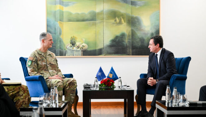 Kurti takon komandantin suprem të NATO-s në Evropë, flet për rritjen e kapaciteteve të FSK-së