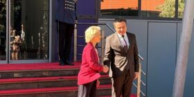 Kurti pret në takim Ursula von der Leyen