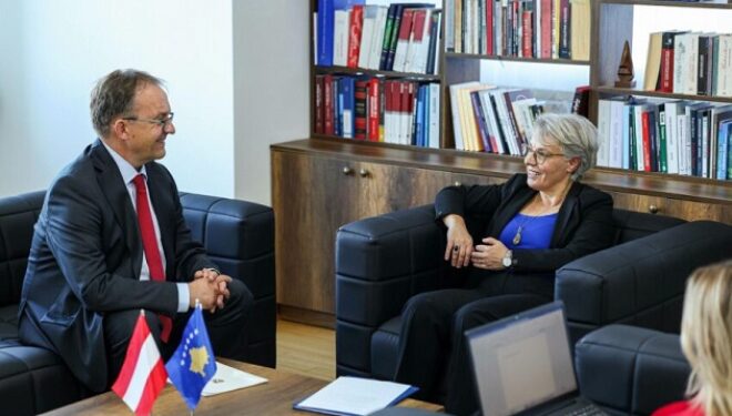 Gërvalla takon ambasadorin austriak, flasin për reformën në drejtësi dhe bashkëpunimin juridik