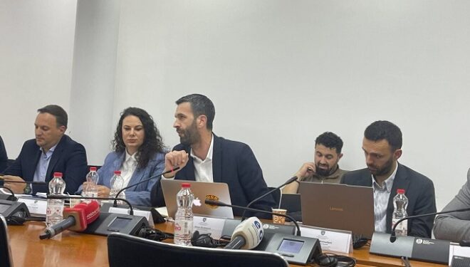 Rrahmani i drejtohet auditorës së përgjithshme: Më shumë m’u duk si zëdhënëse e Qeverisë sesa paraqitje reale e një dokumenti