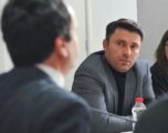 Rrustemi i VV’së: Ligji për Specialen dhe Presidenti u bënë siç tha e deshti Albin Kurti, për çfarë dorëzimi po flisni
