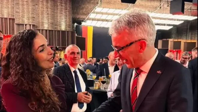 Osmani shënon 36-vjetorin e bashkimit të Gjermanisë me ambasadorin Rudolph