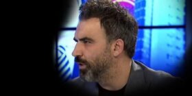 “Me ma diktu mu çka shkruaj s’ka shans, me u rrotullu tokë e qiell”: Mehmetaj flet për kërcënimet që mori pas postimit rreth deputetit Fatos Geci