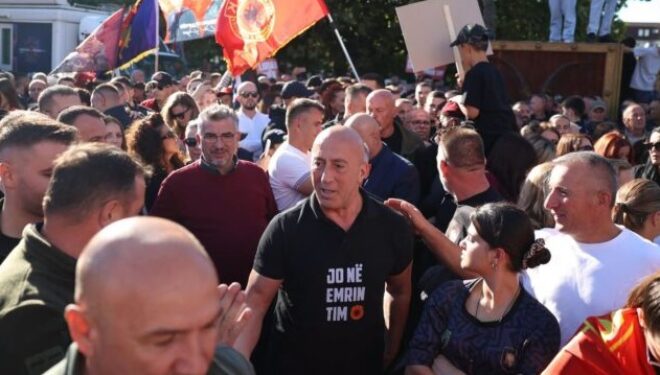 Haradinaj pas protestës në Prishtinë: Faleminderit gjithë shqiptarëve, “Jo në emrin tim!”