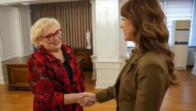 Haxhiu firmos Ligjin për Specialen, i përcillet Presidentes për dekretim