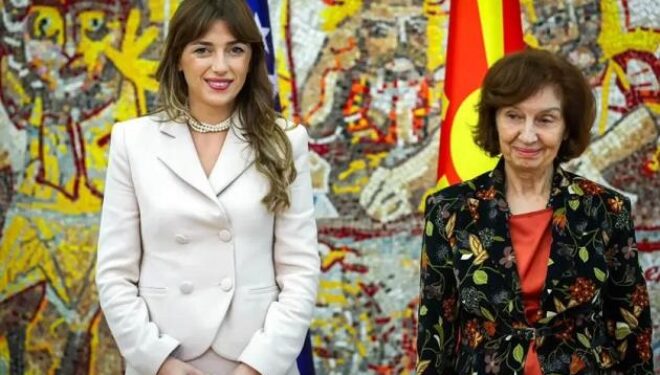 Haxhiu dhe presidentja e Maqedonisë së Veriut diskutojnë për rrugën euroatlantike të dy vendeve