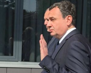 Kurti pyetet nëse do të ketë seancë: Do t’ju drejtohem më vonë