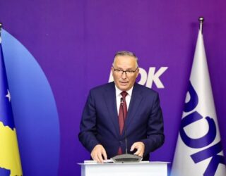 Bedri Hamza jep dorëheqje nga kreu i PDK-së