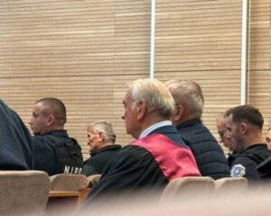Gjykimi për krime lufte në fshatrat e Gjilanit, dëshmitari: Paramilitarët, me gjakun tim më vizatuan në trup simbolet serbe